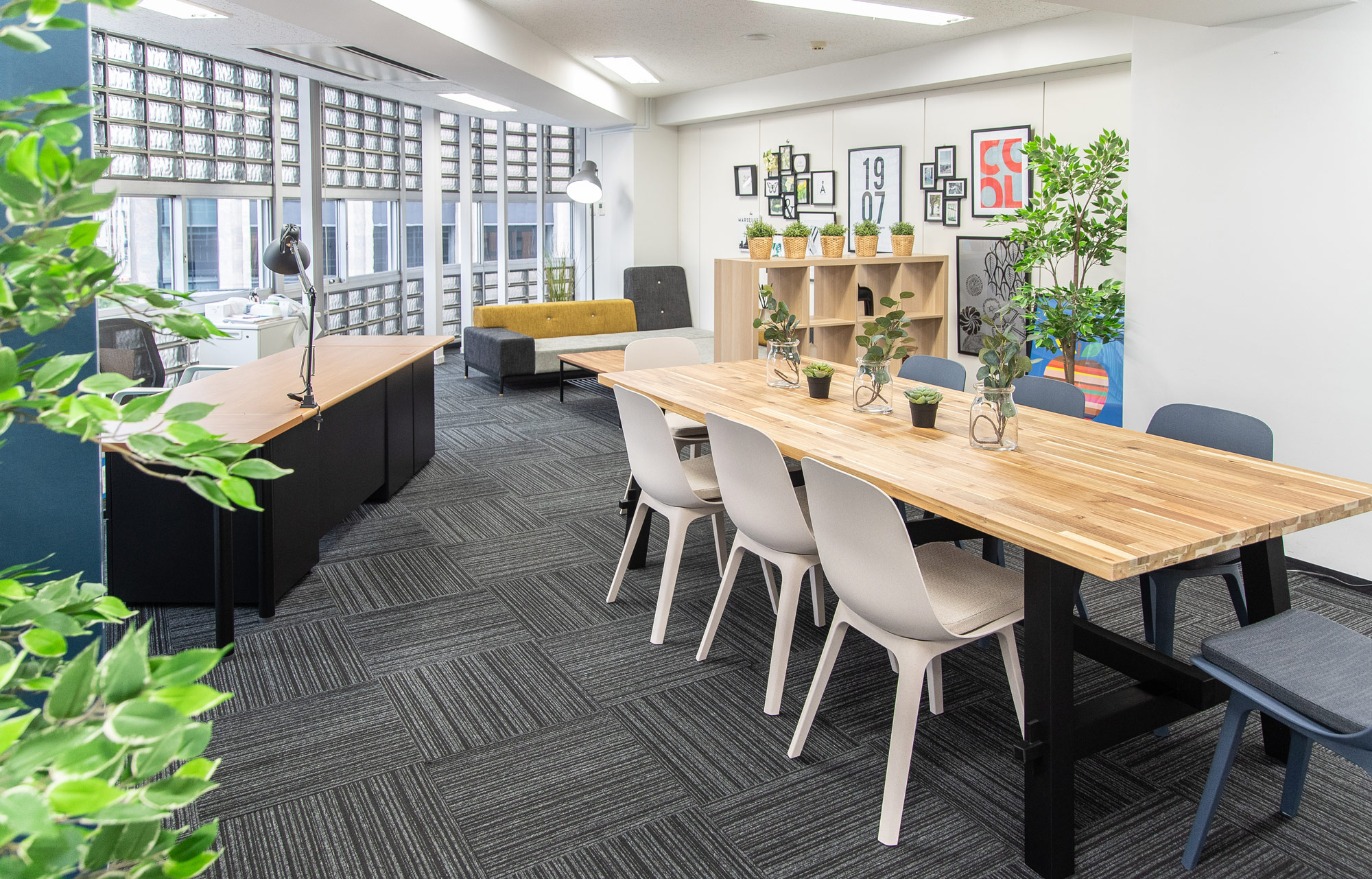 Office Interior Coordinate 都内企業さまオフィスインテリアコーディネート 03entertainment デザインのコンビニ 東京のデザイン会社03e ゼロサンエンターテインメント